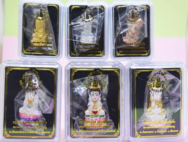 Buddha Amulet Set Phra Kring Kuan Im Nam Mo Chai Ya Long Life Edition Kruba Chai Ya Pat Thapee 2018：圖片 2